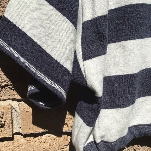 𝅺AMERICAN Eagle Outfitters Baby Tee Sweetheart Crop Top - Picture 5 of 13